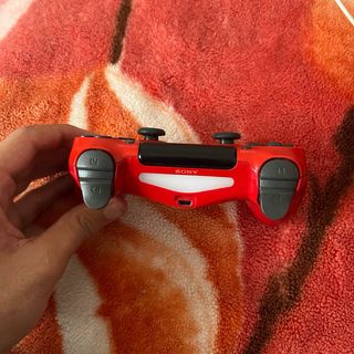 Consola PS4 Pro Roja 1TB