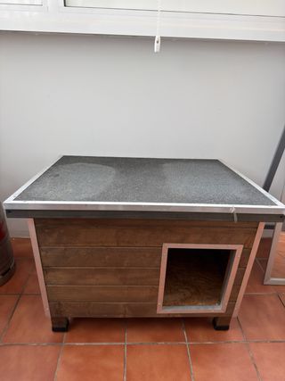 Caseta Perro de madera nueva