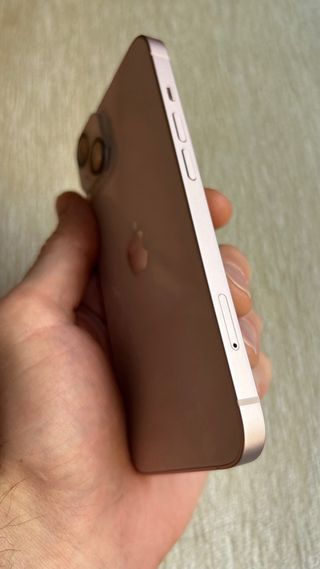 iPhone 13 Rosa como nuevo