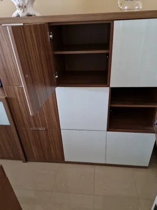 comedor aparador y vitrina con mesa y 4 sillas