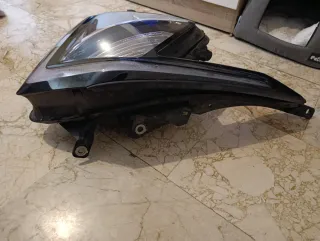 Faro delantero derecho Kia Sportage 2024