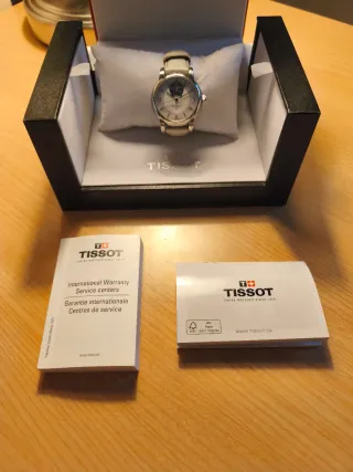 Reloj Tissot Lady Heart Blanco y Plateado