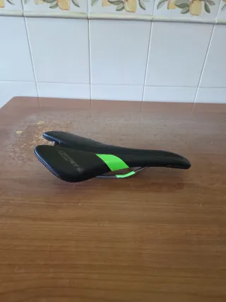 Sillín Giant Contact SL Forward