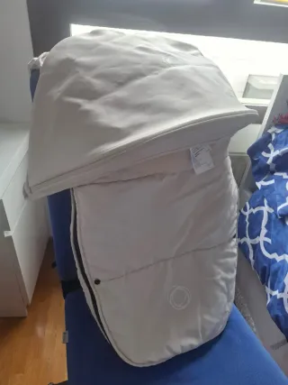 Capota y saco Bugaboo azul