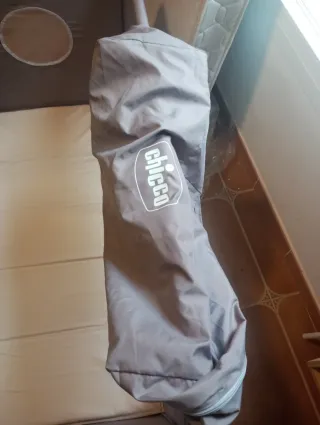 Cuna de viaje plegable Chicco y colchón 2 caras