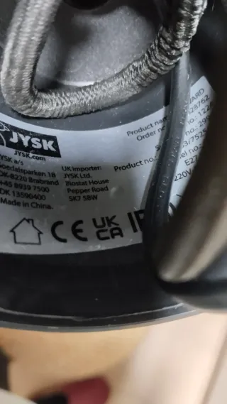 Lámpara de techo de bambú y madera