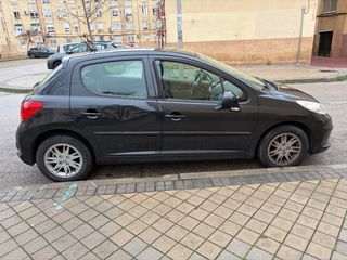 Peugeot 207 2007