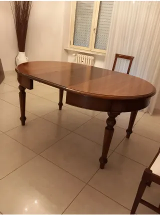 Tavolo rotondo in rovere allungabile