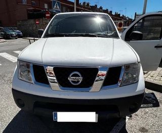 Nissan 85022zp60a paragolpes tras navara 2.5 43257