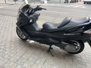 Suzuki burgman 400