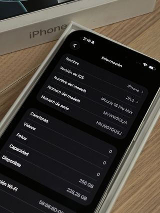 iPhone 16 Pro Max de 256Gb - COMO NUEVO