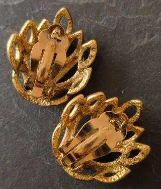 Pendientes clip vintage Gontie dorados