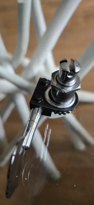 Clavijeros Bajo Fender (Set 4)