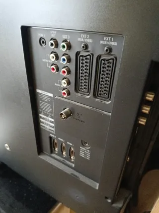 Televisor Philips 37'' Negro + TDT 1080p