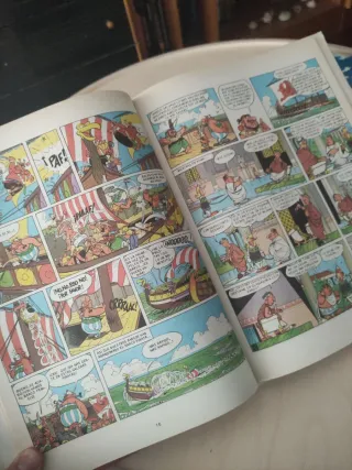 Comic novela gráfica de Astérix y obelix