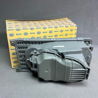 Faro derecho Hella Mercedes W123