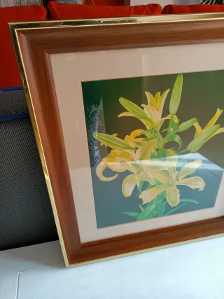 Marco grande de madera y filo dorado