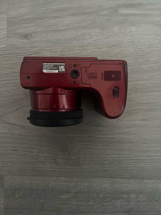 Cámara Kodak Pixpro AZ255 Roja