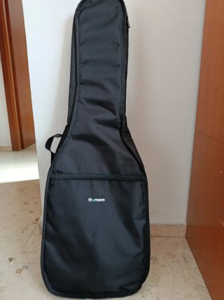Guitarra Eléctrica Squier Sonic Strat HSS + ampli