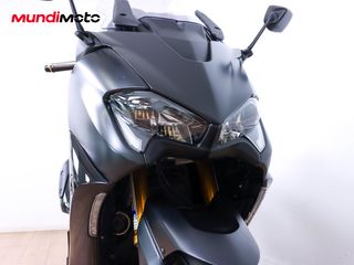 YAMAHA T-MAX 560 TECH MAX