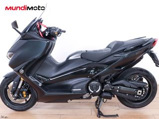 YAMAHA T-MAX 560 TECH MAX