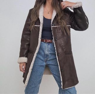 Chaqueta piel sintética Mango marrón