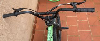 Bicicleta BMX Verde