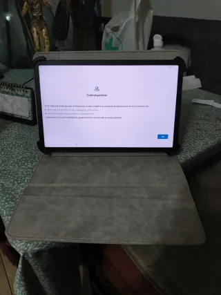 Tablet TLC Negra Casi Nueva