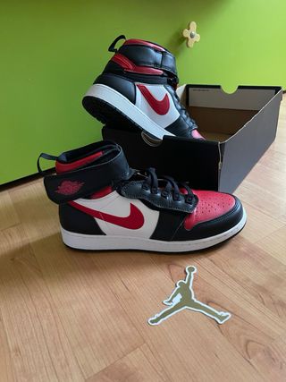 Scarpe Jordan 1 Mid