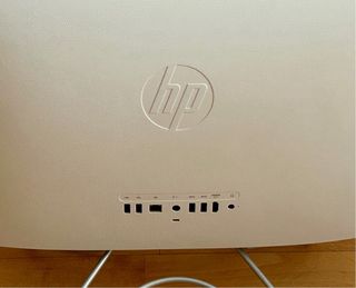 HP 22-c0200ns All-in-One. Como Nuevo.