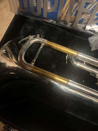 Trompeta Jupiter TR600 plateada