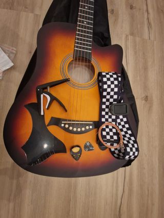 Guitarra Acústica con Funda