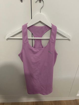 Camiseta Puma sin mangas color rosa