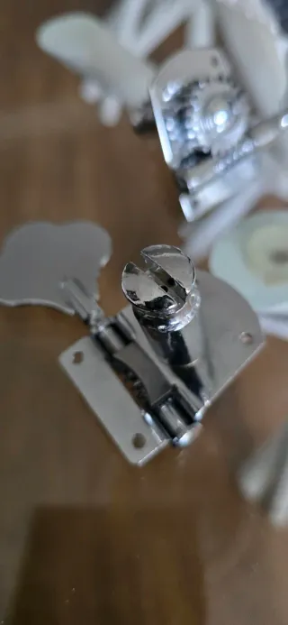 Clavijeros Bajo Eléctrico Cromados