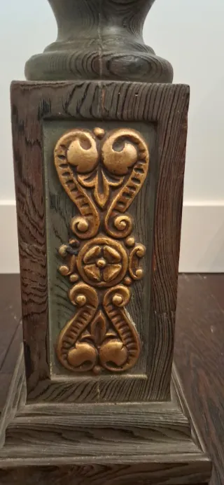 Antigua base de lampara de mesa (necesita enchufe