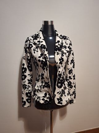 Giacca donna fantasia fiori panna/nero