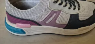 Zapatillas Zara Morado y Blanco