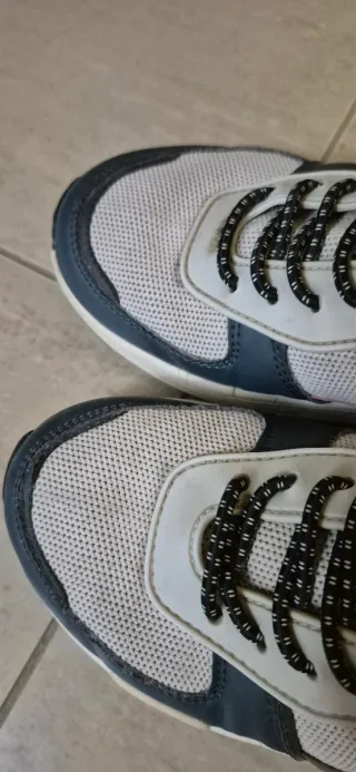 Zapatillas Zara Morado y Blanco