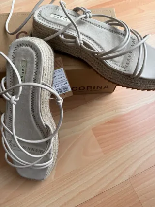 Sandalias plataforma tiras crudo T40