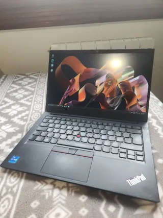 Thinkpad E14 Gen2 i7 11th 16GB RAM 512GB SSD