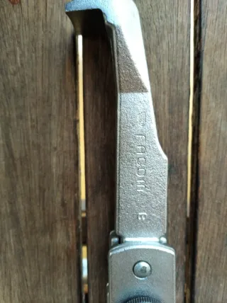 Extractor de 2 garras Facom U.32T6/20