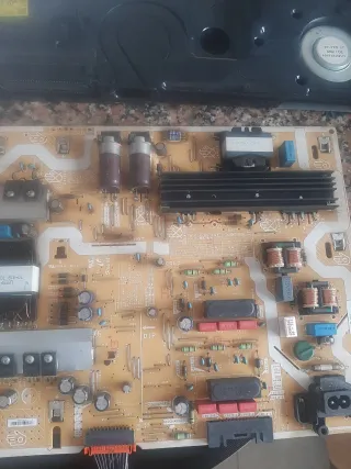 Despiece TV Samsung UE55NU8005T