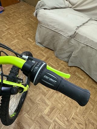 Bicicleta Btwin Rockrider 500