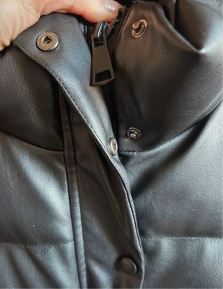 Chaleco Puffer Piel Sintética Zara