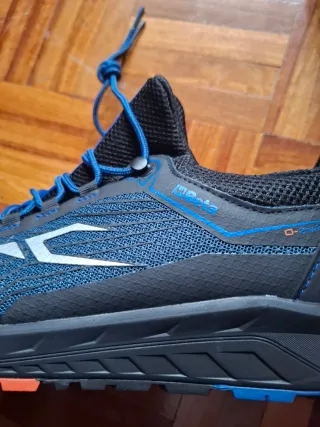 Calzado de seguridad Beta Negro/Azul