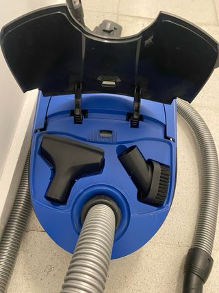 Aspiradora Nilfisk Coupe Azul