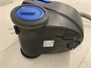 Aspiradora Nilfisk Coupe Azul