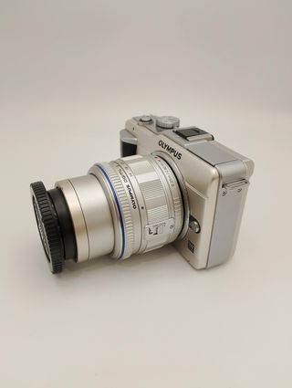 CAMARA DE FOTOS OLIMPUS PEN E PL 1 + FUNDA + CARGADOR + 1 BATERIA