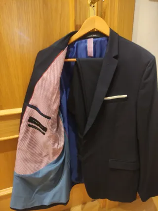 Traje Zara Azul Marino Chico