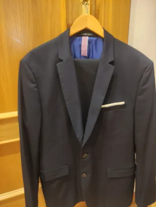 Traje Zara Azul Marino Chico